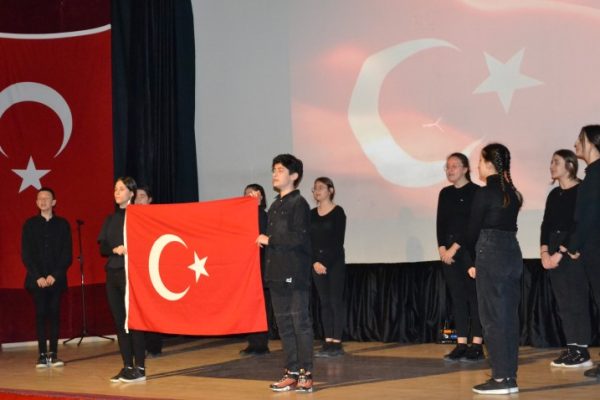 MEHMET AKİF ERSOY ANILDI