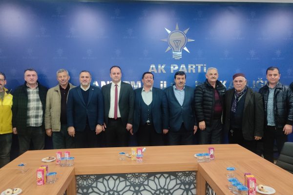 CUMHUR GEÇİCİ ADAY ADAYLIĞINI AÇIKLADI