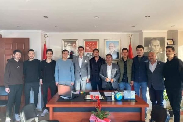 CHP BANDIRMA’DAKİ EN BÜYÜK ÜYE KATILIM SAYISINA  ULAŞTI