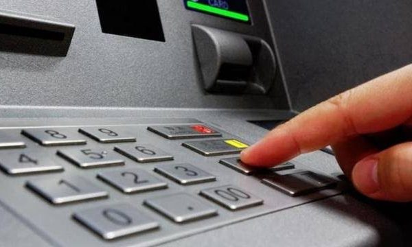 KENDİSİNİ HIZIR ALEYHİSSELAM OLARAK TANITIP DOLANDIRDI
