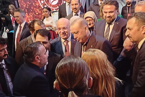 DOĞAN: TÜRKİYE YÜZYILI IŞIĞINI BANDIRMAMIZDAN YAKTIK