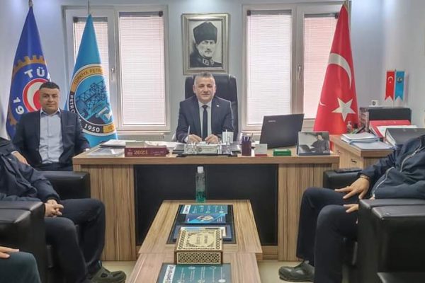 KELEŞER PETROL İŞ SENDİKASINI ZİYARET ETTİ