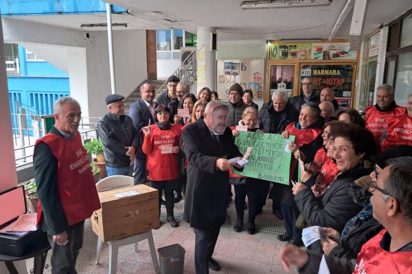 SUSMUYORUZ HELALLEŞMİYORUZ SANDIKTA HESAP SORUYORUZ