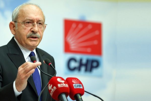 KILIÇDAROĞLU O İSMİN BAKANLIĞINI İLAN ETTİ