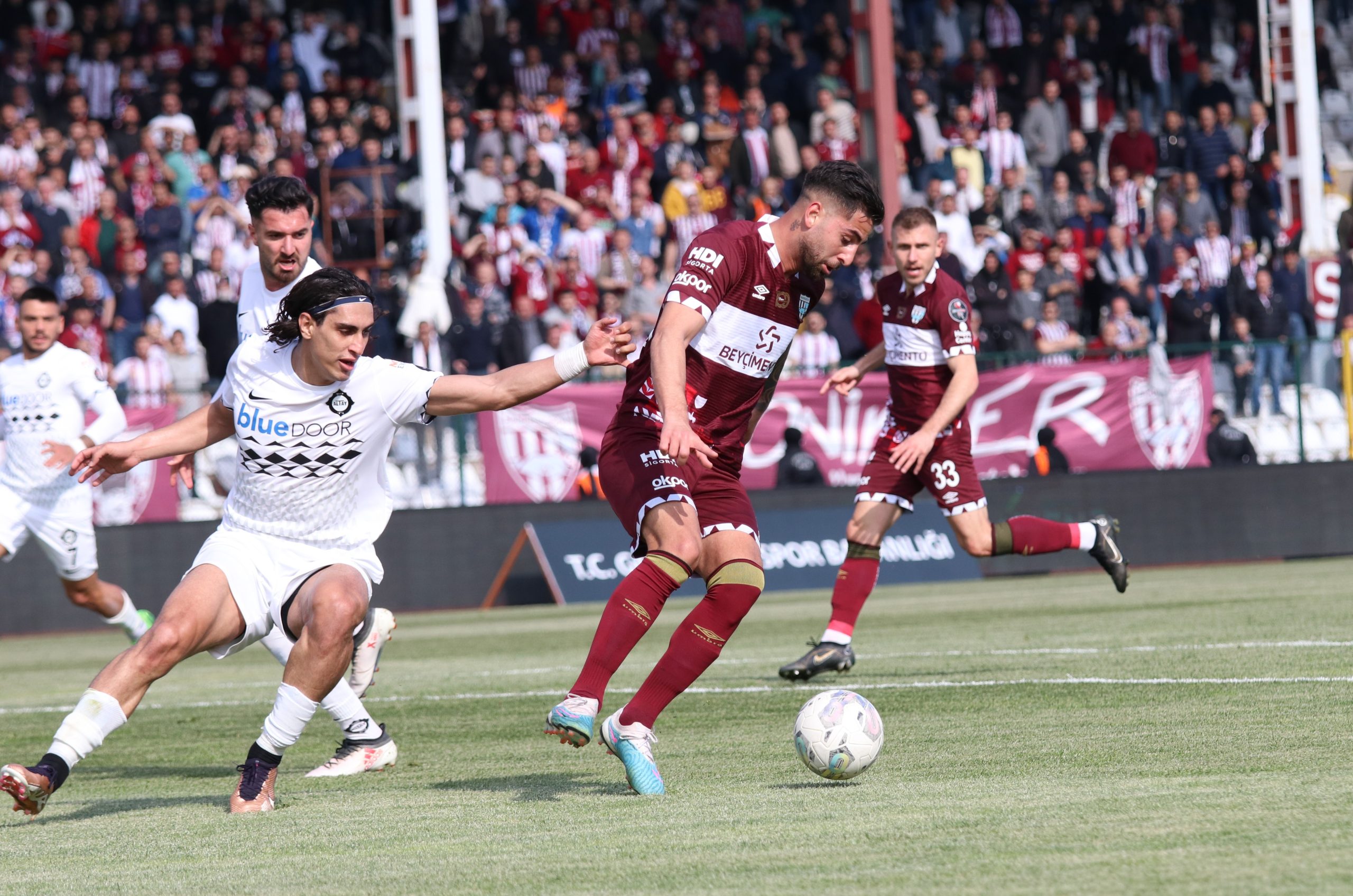 BANDIRMASPOR: 2  ALTAY: 1 HAKEMLER: Feridun Daldaş **, Suat Göz