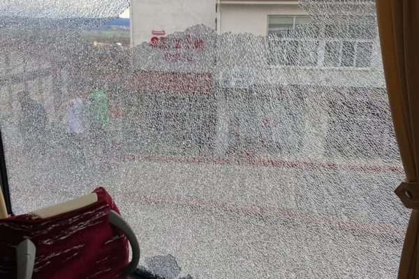 GÖNEN BELEDİYESPOR TAKIM OTOBÜSÜ TAVŞANLI’DA SALDIRIYA UĞRADI