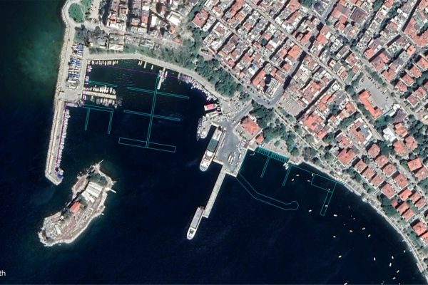 BÜYÜKŞEHİR ERDEK LİMANINI YENİLİYOR