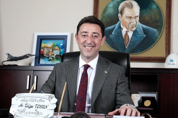 BAŞKAN TOSUN’DAN BAYRAM KUTLAMASI