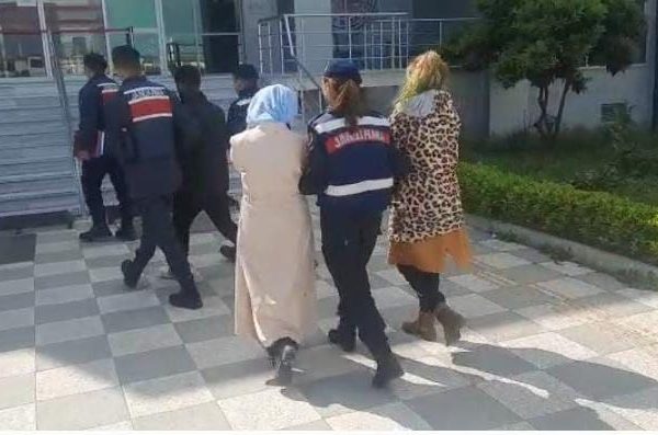 BANDIRMA JASAT YAZLIK EV HIRSIZLARINI YAKALADI