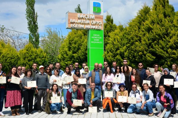 BAHÇIVANLIĞI BAÇEM’DE ÖĞRENDİLER