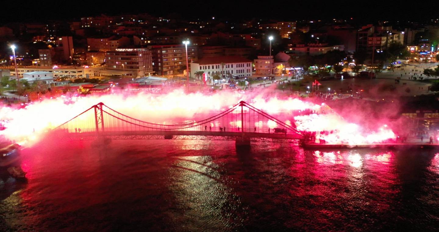 Bandırma’da Bandırmaspor Taraftarlar Derneği tarafından her sene 10 Mayıs’ta geleneksel