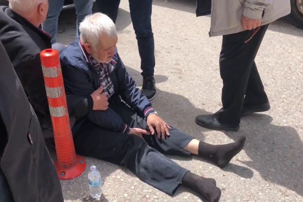MOTORSİKLET KAZASI KAMERALARA BÖYLE YANSIDI