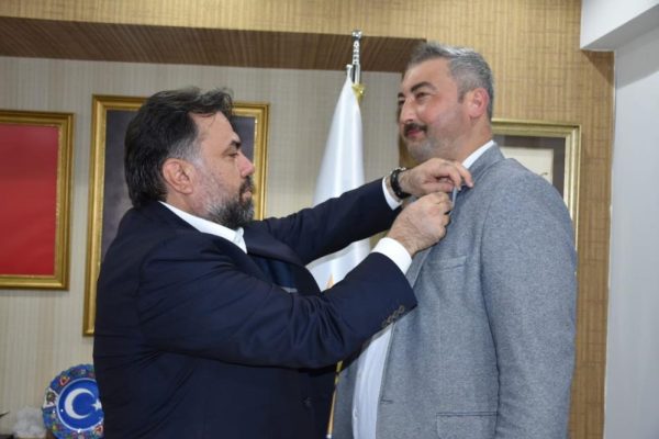 GELECEK PARTİSİ İL BAŞKANI AK PARTİ’YE GEÇTİ
