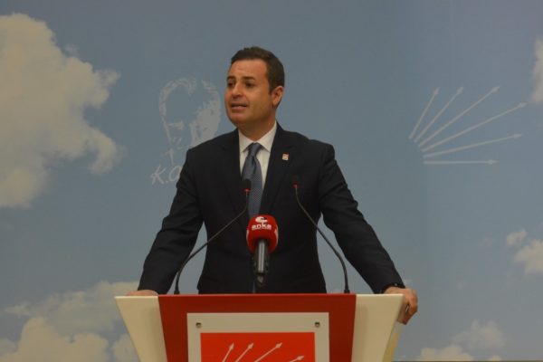 ‘SEÇİM GAZI KAMU VE EMEKLİ MAAŞLARINI DÜŞÜRECEK’