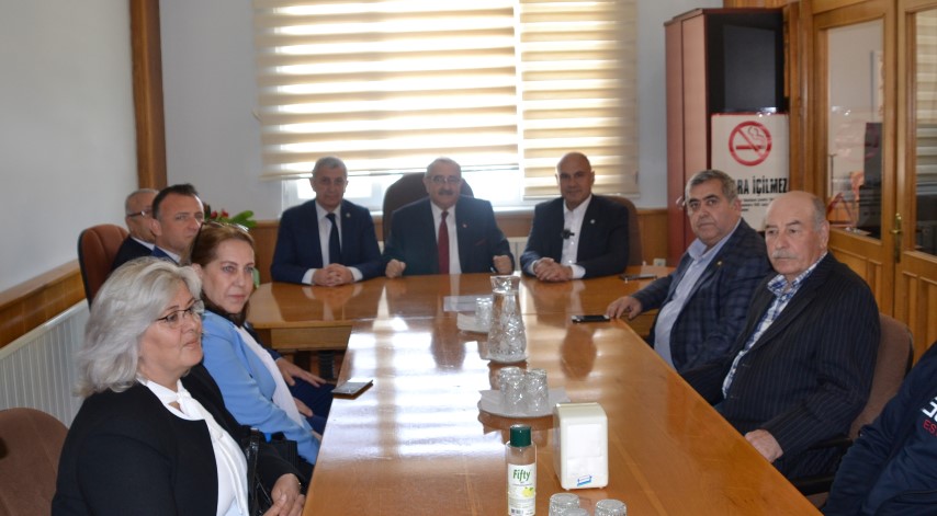 İyi Parti Balıkesir Milletvekili adayı Turhan Çömez İyi Parti İlçe