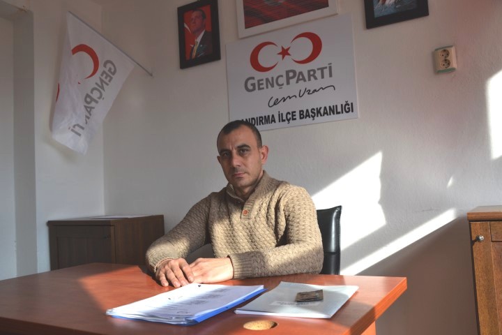 Genç Parti İlçe Başkanı Ali Karaaslan İstanbul Belediye Başkanı Ekrem