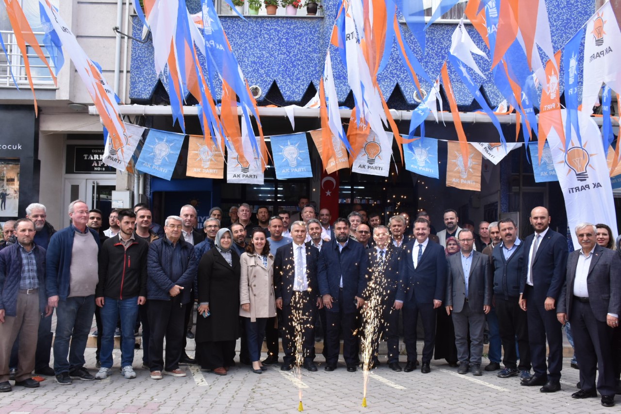 AK Parti İl Başkanı Dt. Ekrem Başaran, AK Parti Balıkesir