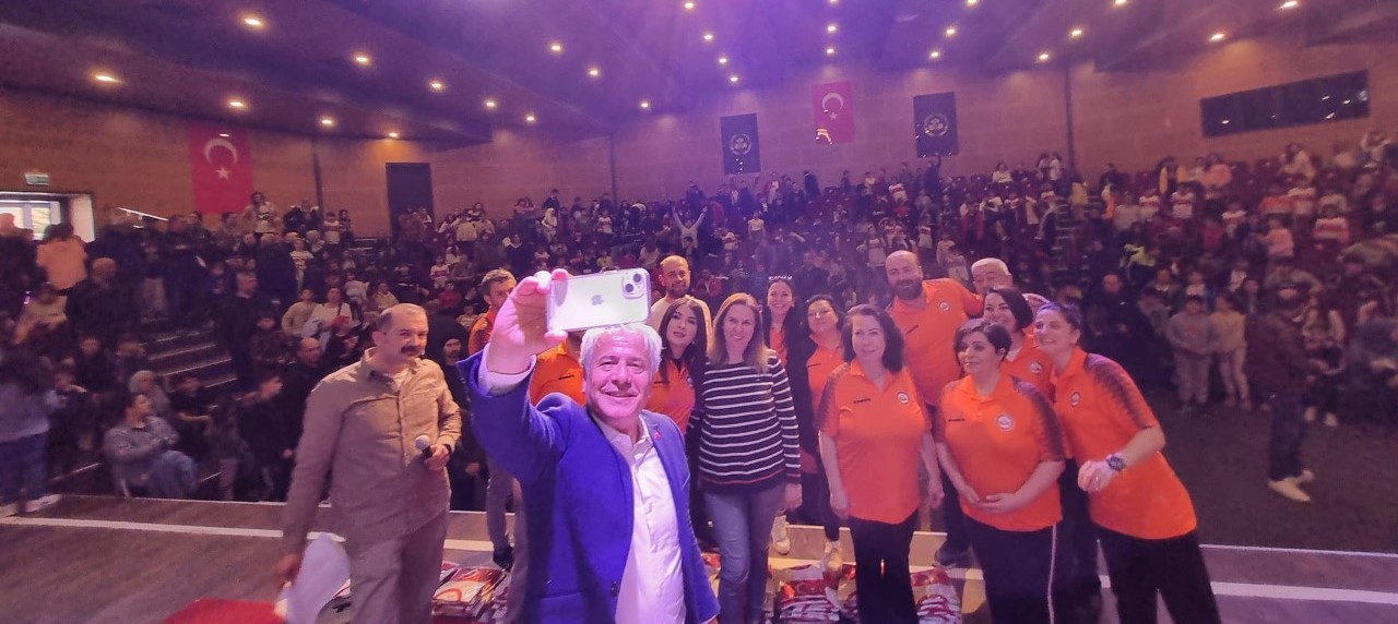 Susurluk Belediyesi spor ve sanat kurslarında ücretsiz eğitim alan 1244
