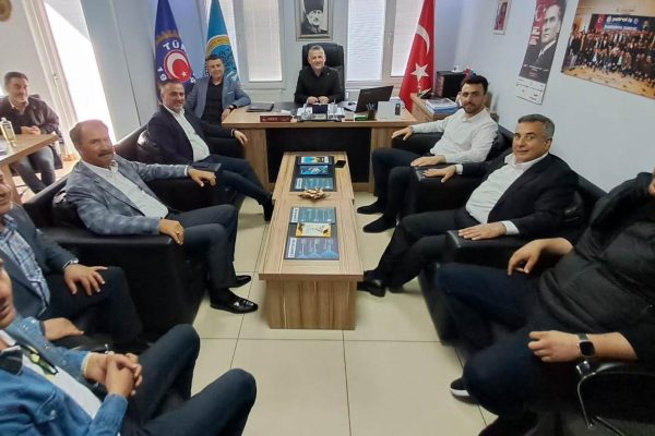 ÖZTAYLAN: HER ZAMAN BANDIRMALILARIN YANINDA OLACAĞIZ