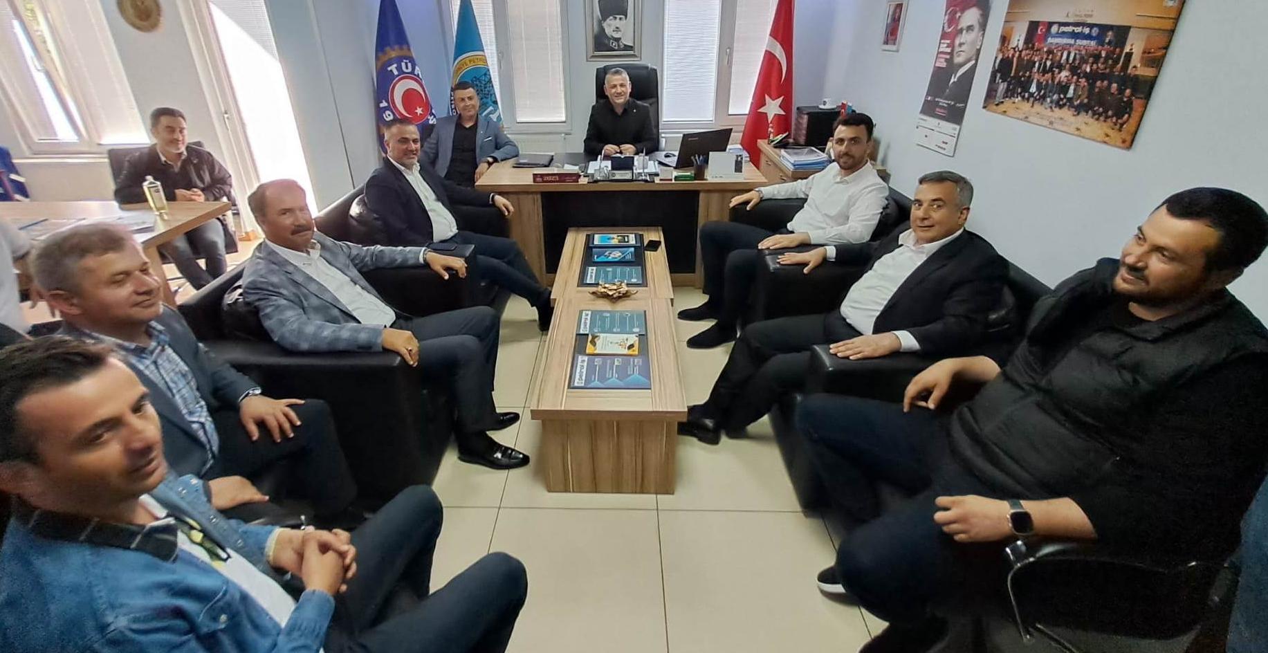 AK Parti Balıkesir Milletvekili Ali Taylan Öztaylan, Bandırma’daki ziyaretlerine devam