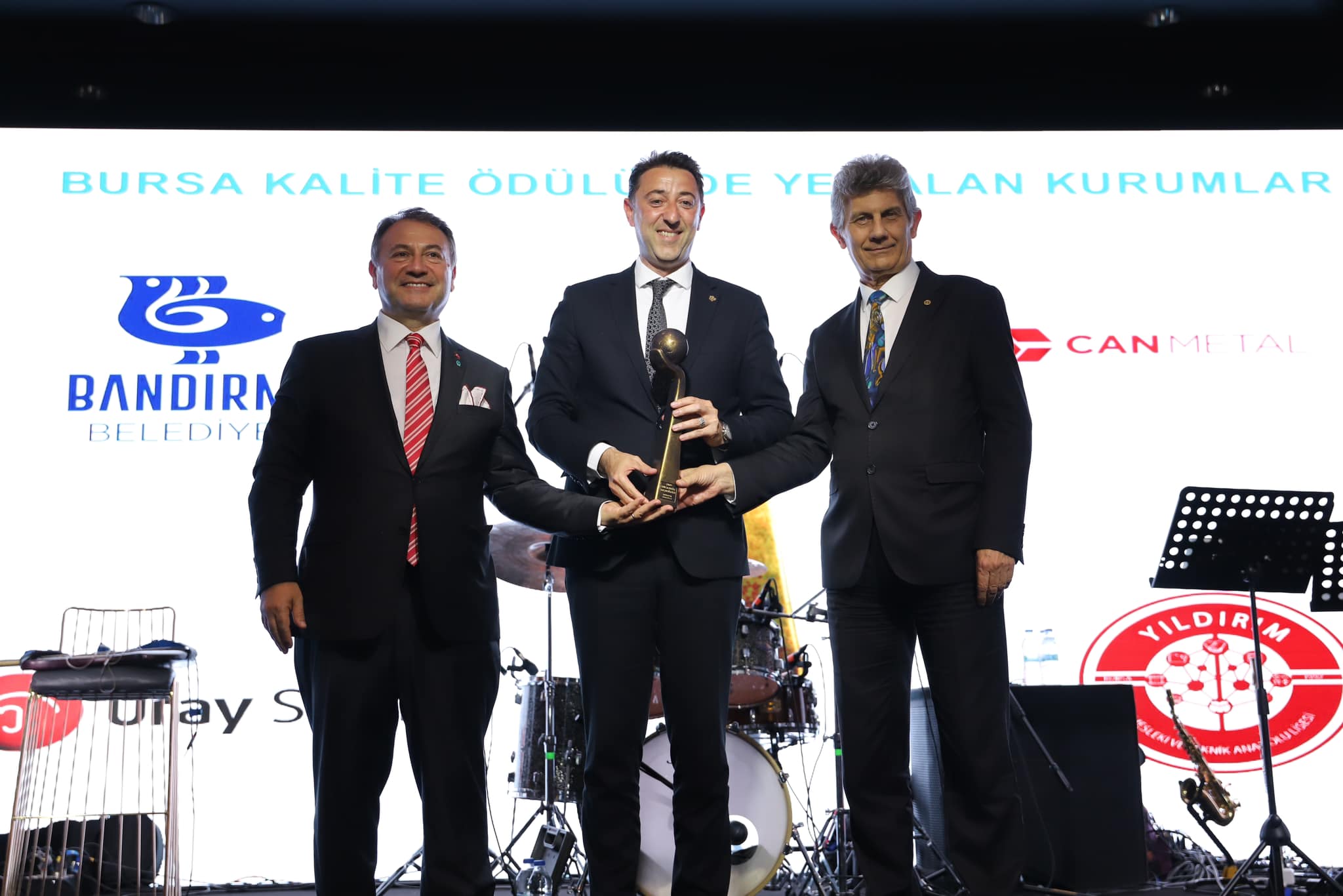   Bandırma Belediyesi, “EFQM Mükemmellik Modeli” standartlarında yapılanma ve çalışmalarıyla,