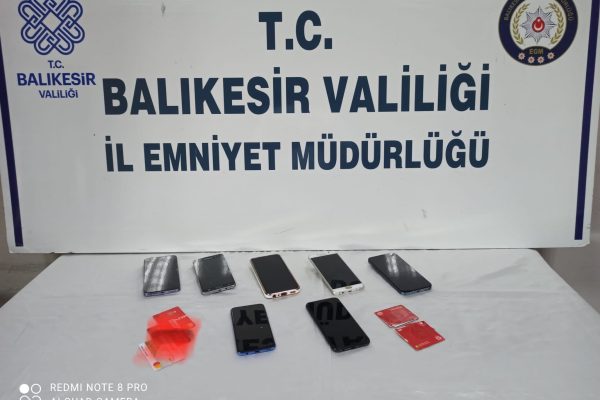 DEPREMİ FIRSAT BİLEN DOLNDIRICILAR YAKALANDI