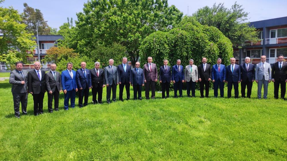 Balıkesir İl Eğitim Değerlendirme Toplantısı’nda akademik başarıyı daha yükseğe çıkarmak hedefiyle