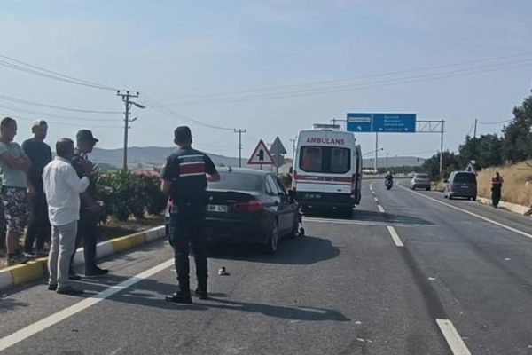 ELEKTRİKLİ BİSİKLET İLE OTOMOBİL ÇARPIŞTI 1 ÖLÜ 1 YARALI