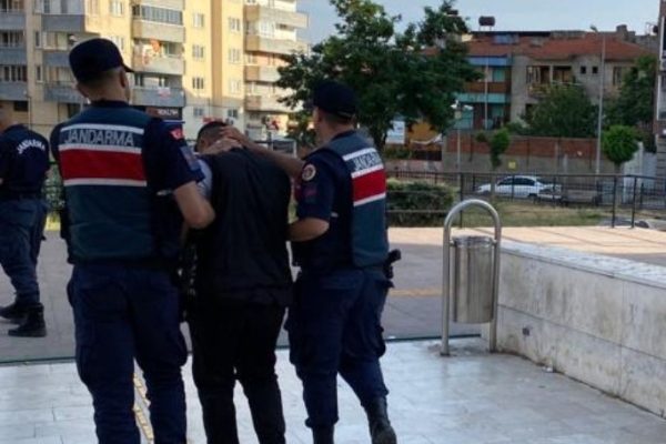 MOTOSİKLET HIRSIZLAR TUTUKLANARAK CEZAEVİNE GÖNDERİLDİ