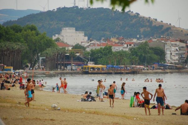 ERDEK’TE DENİZ SEZONU AÇILDI