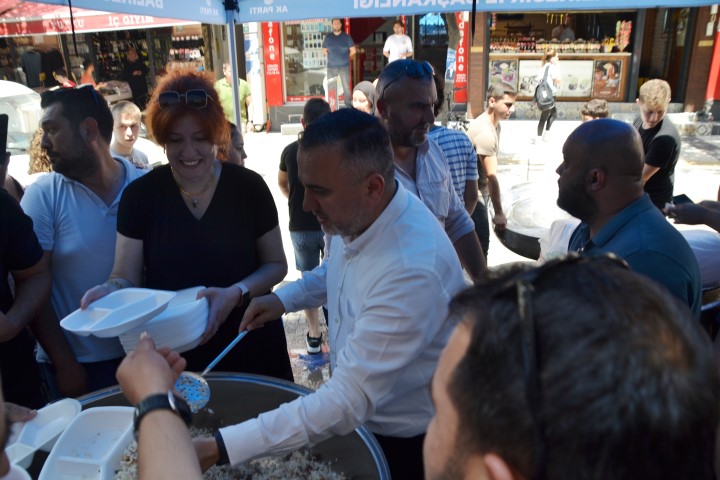   Ak Parti İlçe Teşkilatı Recep Tayyip Erdoğan’ın tekrar Cumhurbaşkanı