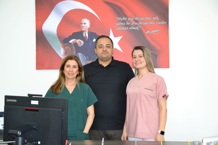 DİŞ HASTANESİNE 2 UZMAN DİŞ HEKİMİ GÖREVE BAŞLADI Bandırma Ağız