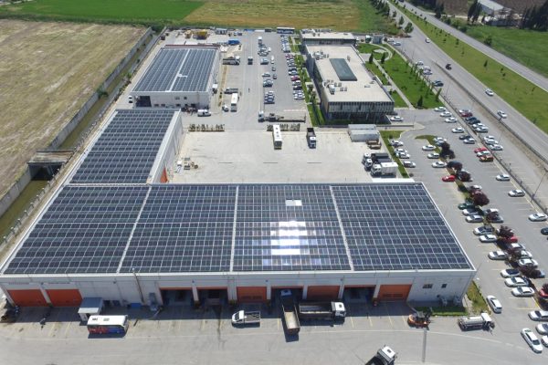 BÜYÜKŞEHİR GÜNEŞ ENERJİ SANTRALİNİ DEVREYE ALDI