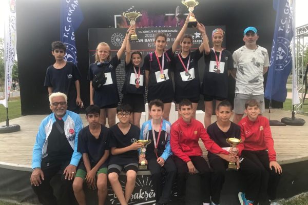 PENTATLON YARIŞLARINA BANDIRMALI ATLETLER DAMGA VURDU