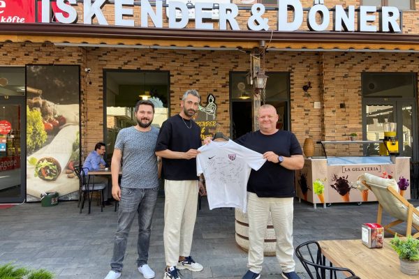 KÜÇÜK FEVZİYE’YE FORMA İLE DESTEK VERDİLER