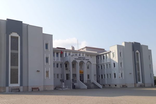 ENERJİSA BANDIRMA FEN LİSESİ YKS’DE İPİ GÖĞÜSLEDİ