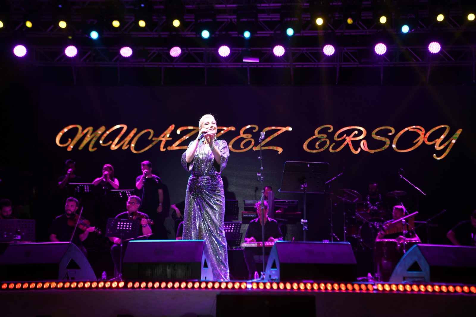 4. Aromaterapi Festivali için Balıkesir’e gelen Sanatçı Muazzez Ersoy, Körfez’in