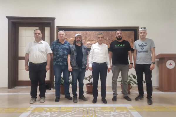 KAYMAKAM ATASOY ORMAN YANGINLARINA DİKKAT ÇEKTİ