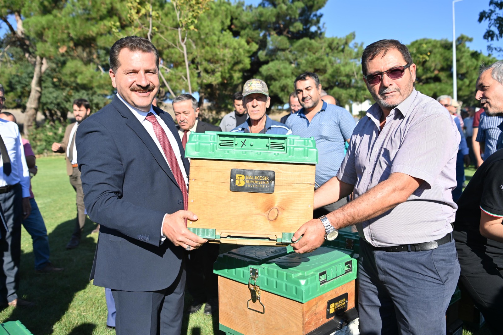 Büyükşehir Belediyesi, Balıkesir Balının adını dünyaya duyurdu. Ana Arı ve