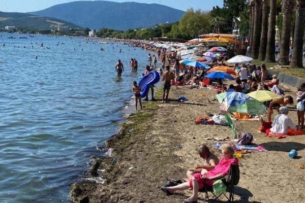 ERDEK’TE TURİZM PATLADI