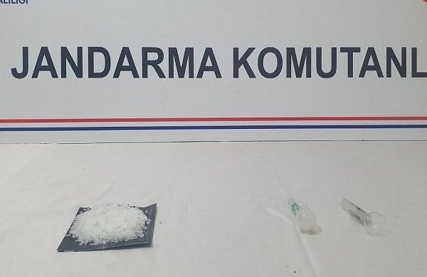 JANDARMADAN UYUŞTURUCU OPERASYONU