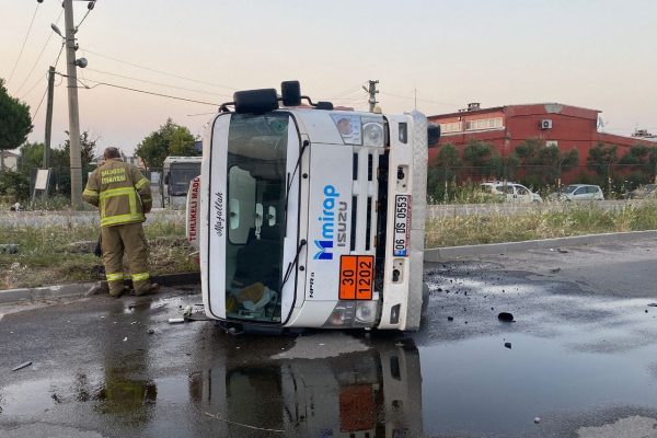 MAZOT YÜKLÜ TANKER İLE TIR ÇARPIŞTI