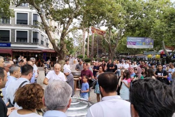 ERDEK’TE AŞURE KAZANLARI KAYNADI