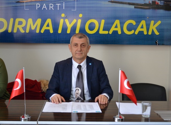 İyi Parti İlçe Başkanı Necmi Sert gazetecilere yaptığı açıklamada İyi