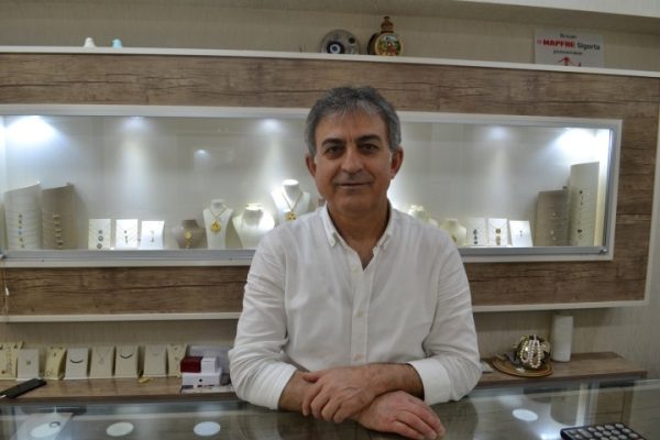 METİN OK MAVİ DEDİ