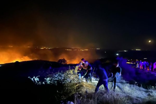 MARMARA ADASINDAKİ YANGIN KONTROL ALTINA ALINDI