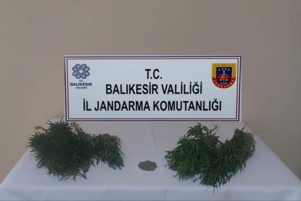 ERDEK’TE UYUŞTURUCU OPERASYONU