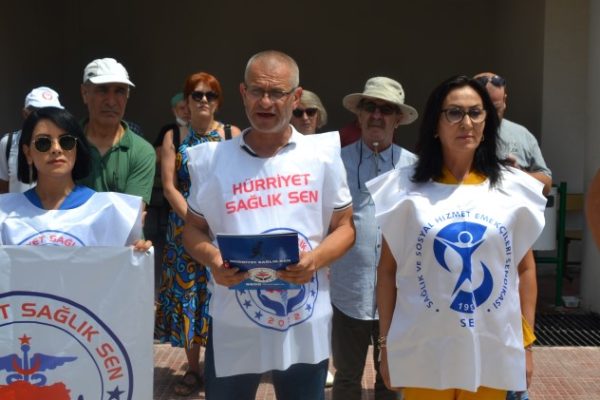 SAĞLIK EMEKÇİLERİ EYLEMDE