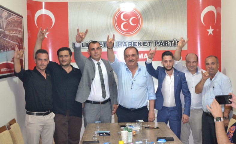   Genç Parti ilçe başkanı Ali Karaaslan ve yönetim Kurulu