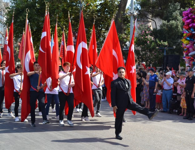 30 Ağustos Zafer Bayramı Bandırma’da coşkuyla kutlandı. İlk tören İlçe